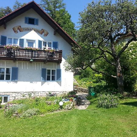Pension Rosenheim Treffen Exterior photo
